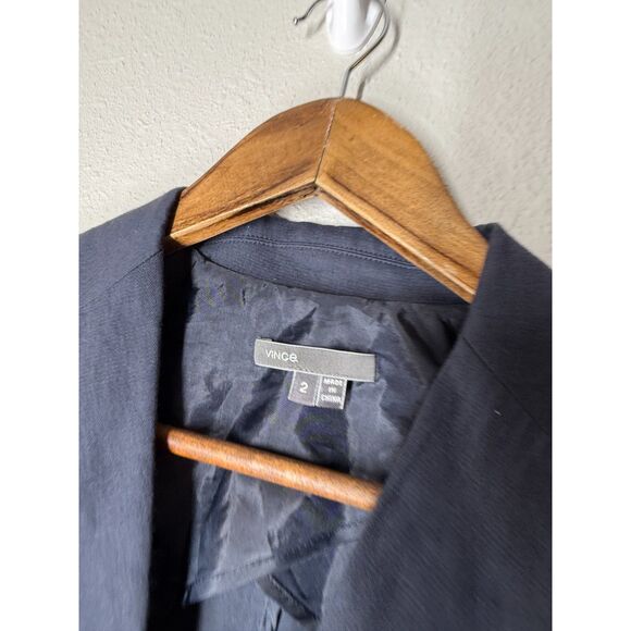 Vince Navy Blue Lightweight Blazer Womens Sz 2 Minimalist Preppy 3 Button - Picture 4 of 7